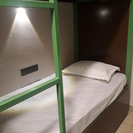 Auberge de jeunesse Cosycove à Kochi Extérieur photo