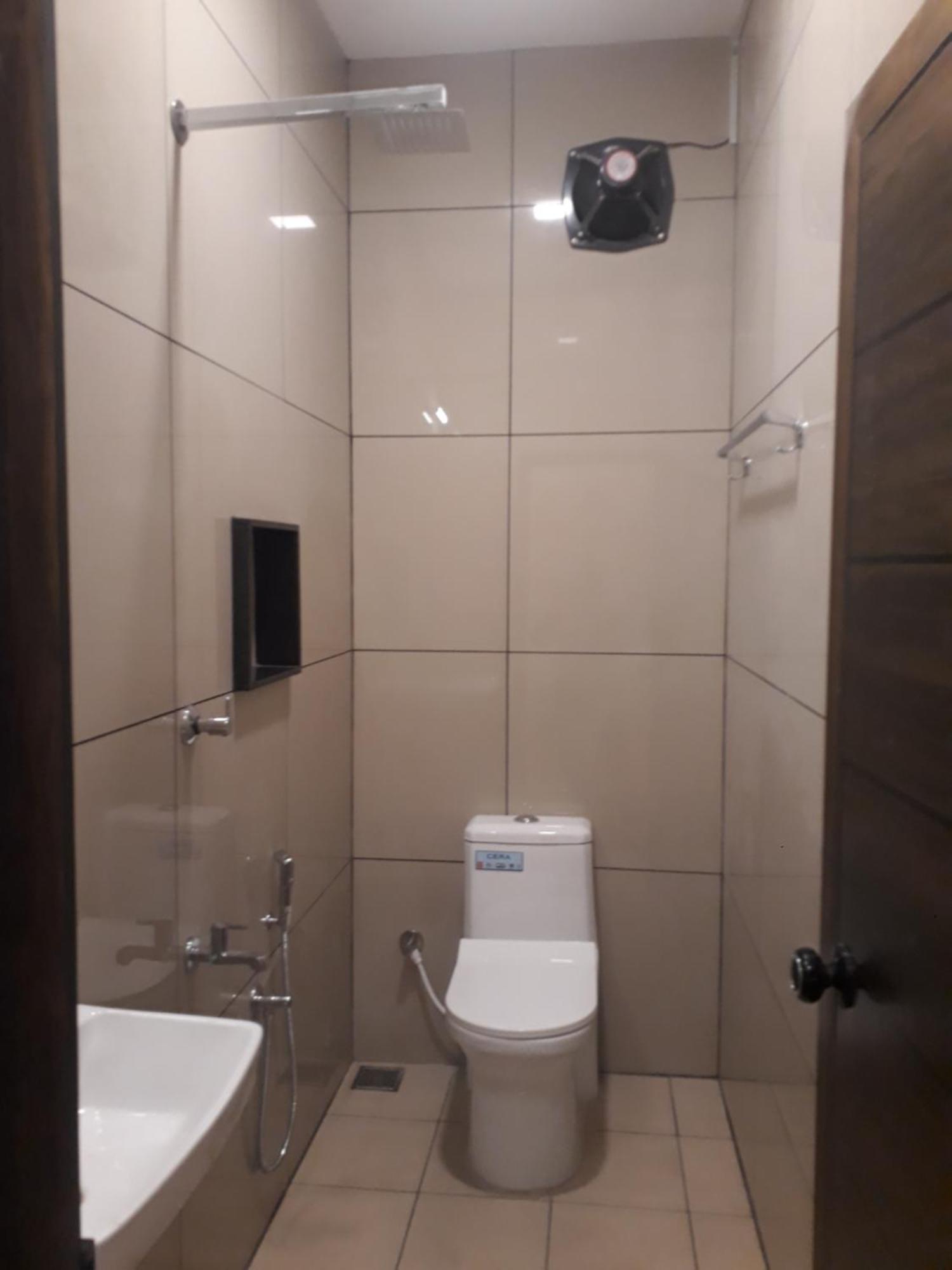 Auberge de jeunesse Cosycove à Kochi Extérieur photo